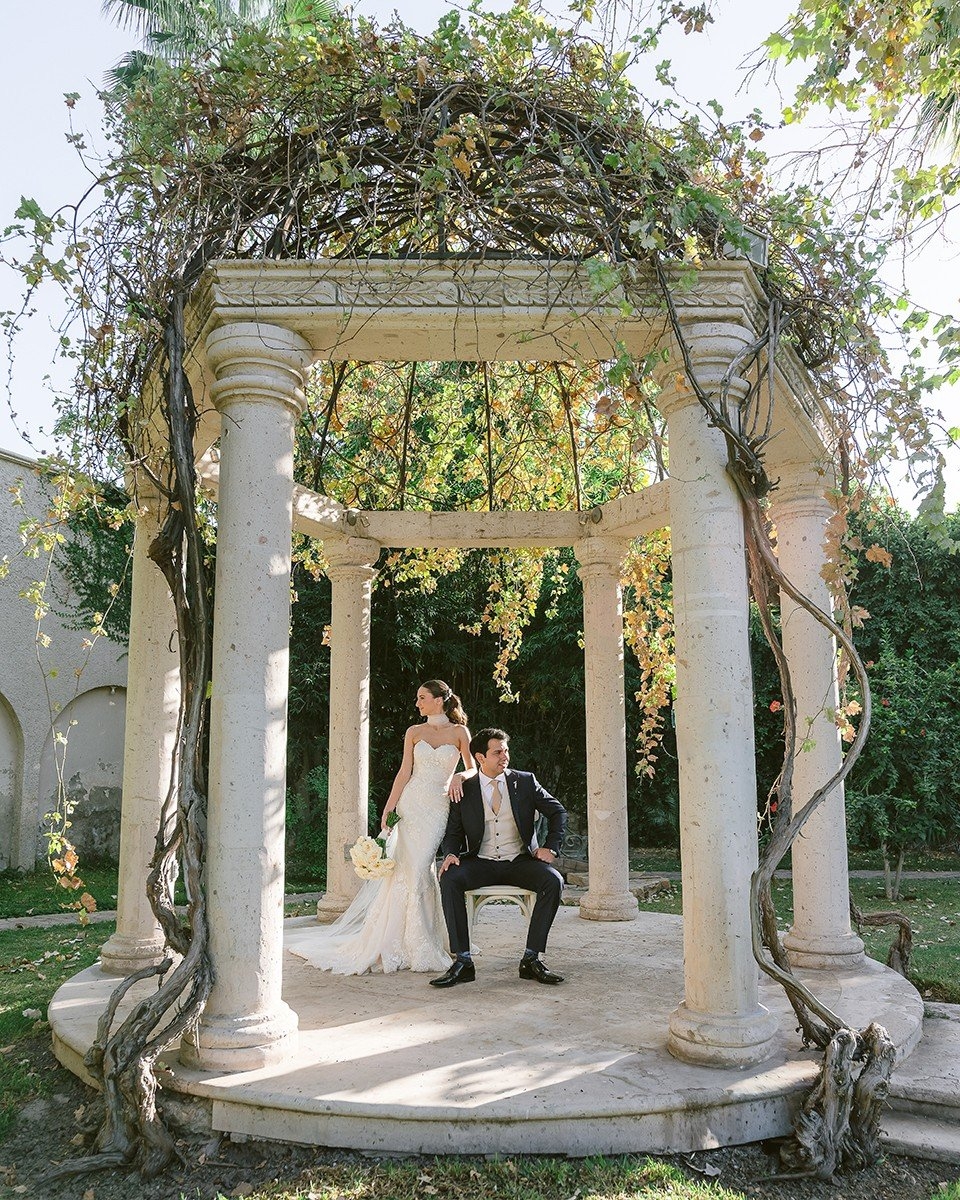 carousel-hero-element image-3