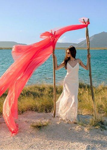 mobile - carousel-hero-element image-1